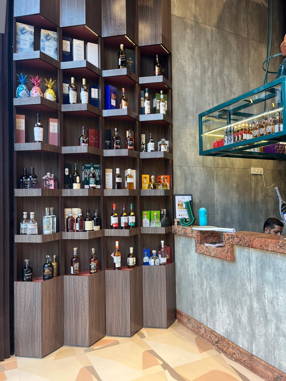Hygienic and women friendly liquor store in Noida with modern interiors