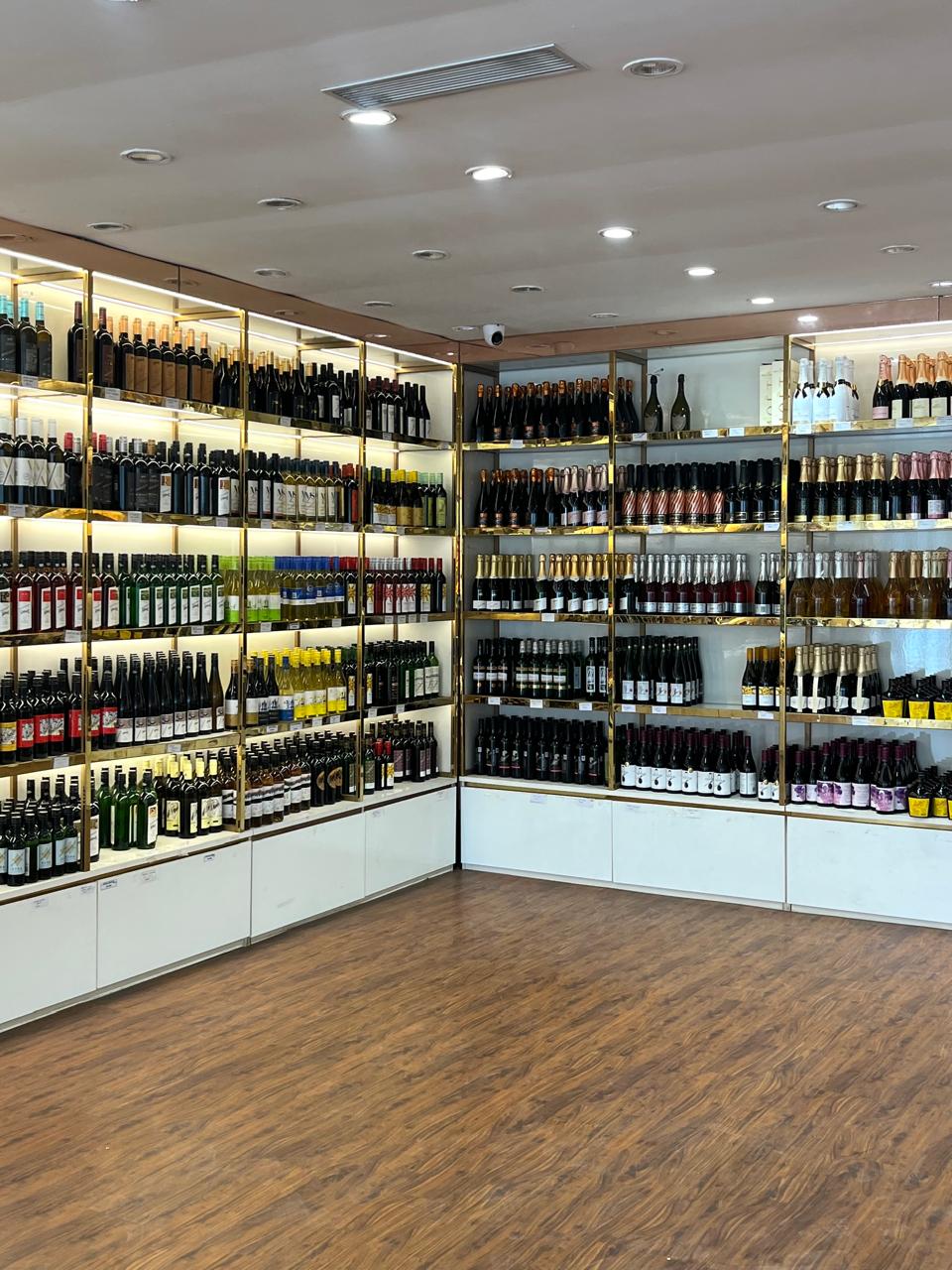 Premium whisky rack Sector 62