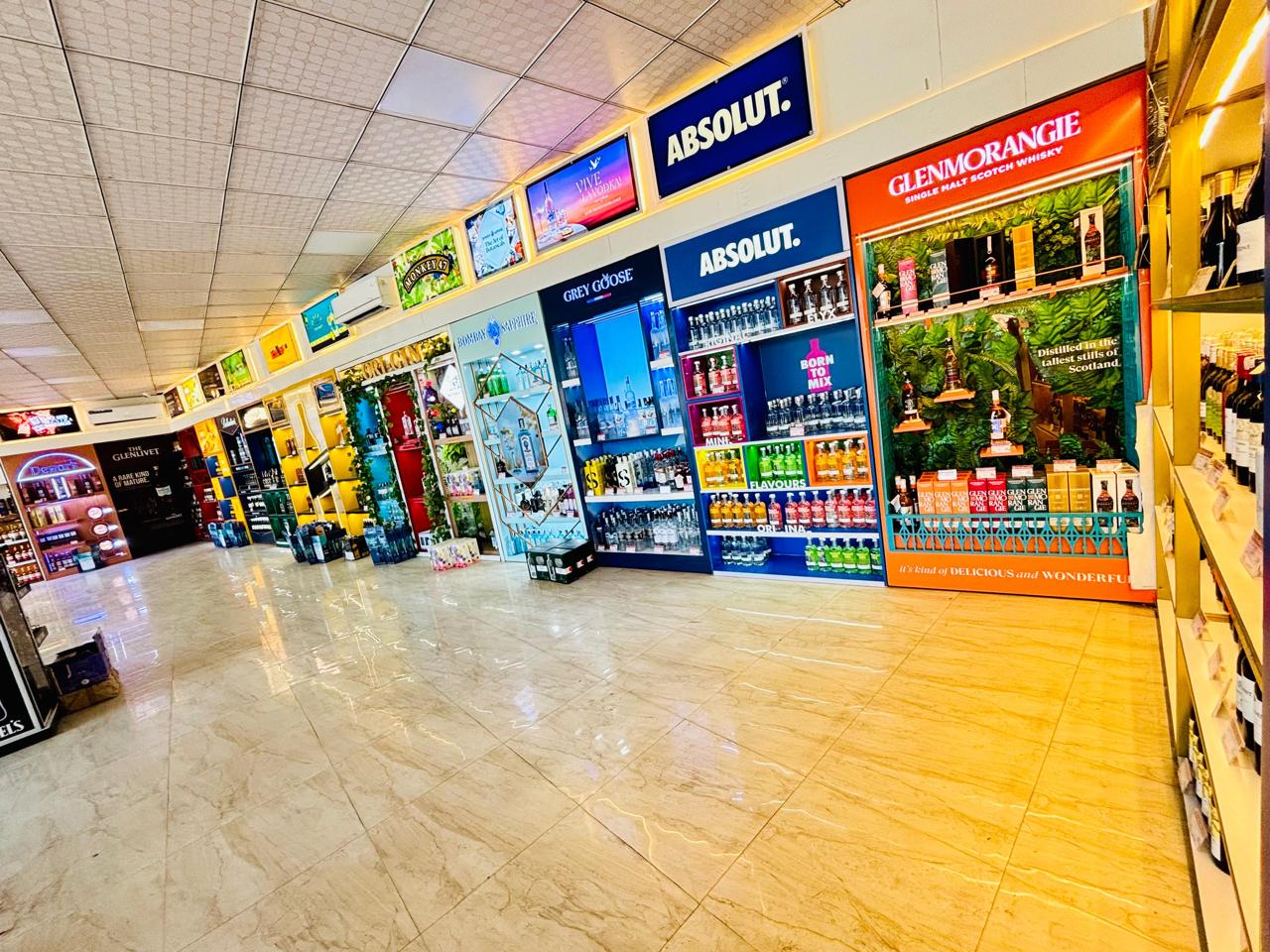 G-Town Wines Rajiv Chowk Gurgaon premium liquor shopping experience